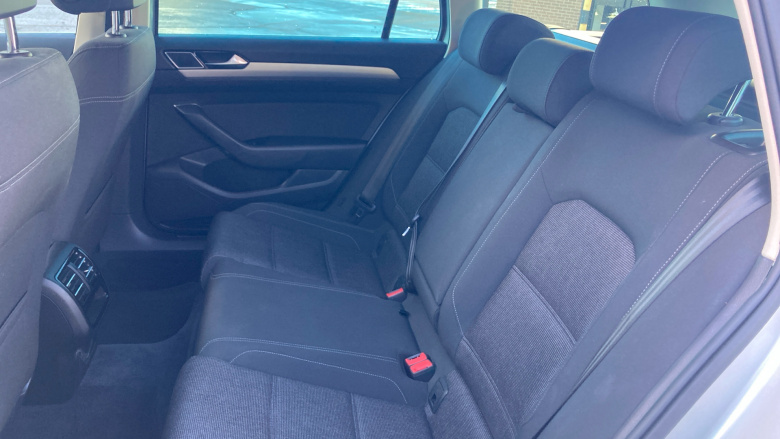 Volkswagen Passat 2.0 TDI SE Business 5dr Diesel Estate